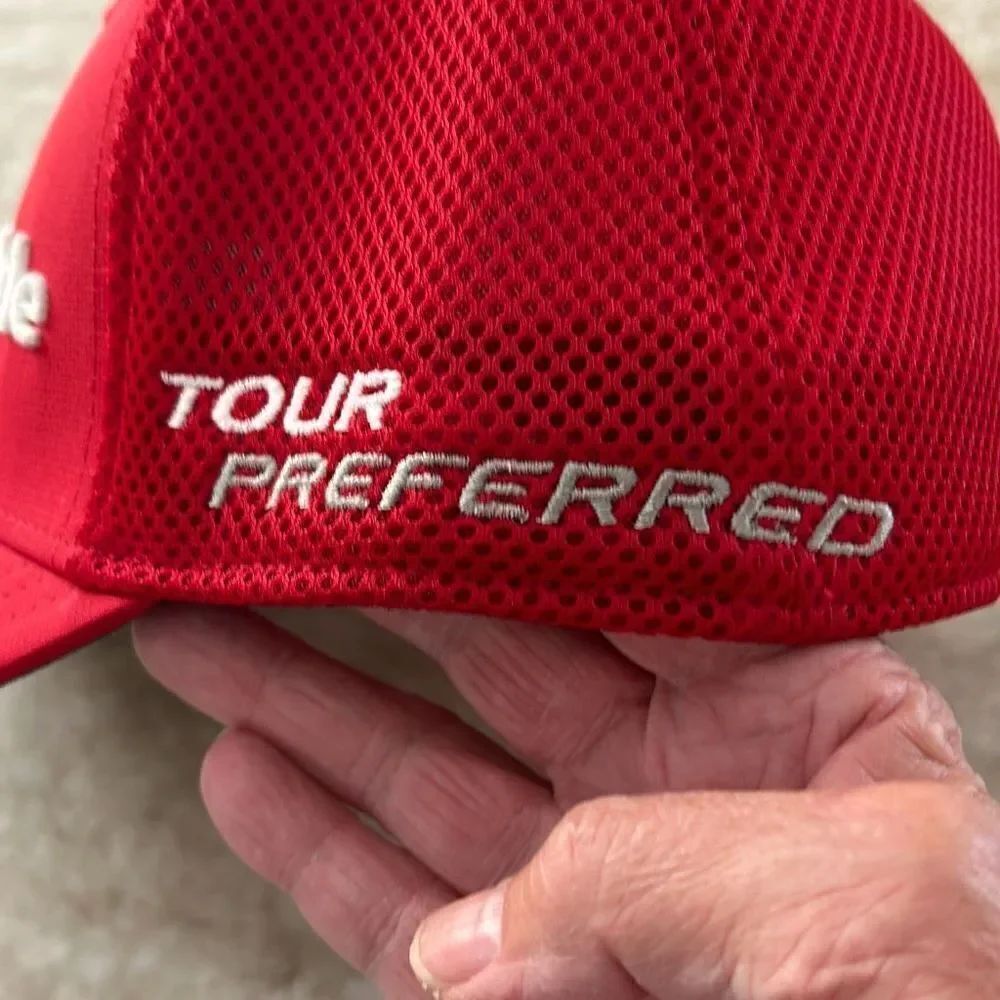 Taylor Made Red Hat - Picture 3 of 6